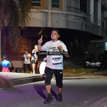 Runner Photo 7978137