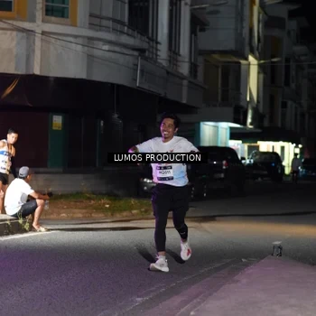 Runner Photo 7978239