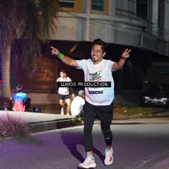 Runner Photo 7978250