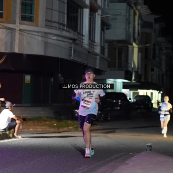 Runner Photo 7978280