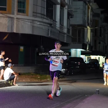 Runner Photo 7978285