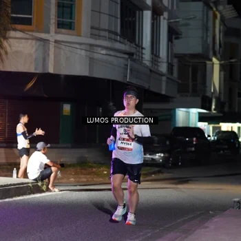 Runner Photo 7978290