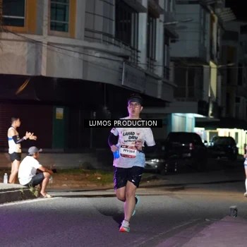 Runner Photo 7978291