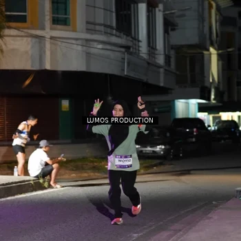 Runner Photo 7978421