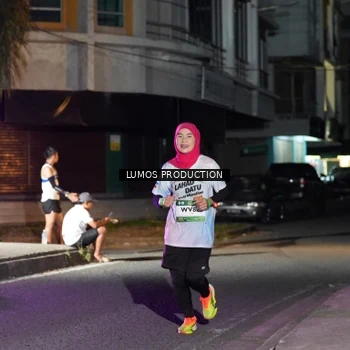 Runner Photo 7978476
