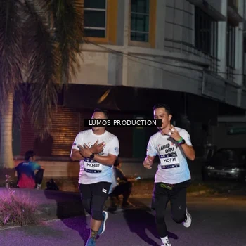 Runner Photo 7978573