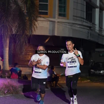 Runner Photo 7978574