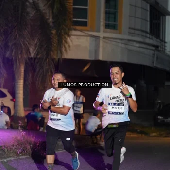 Runner Photo 7978581