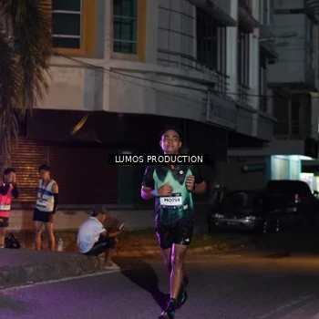 Runner Photo 7978651