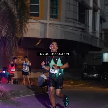 Runner Photo 7978663