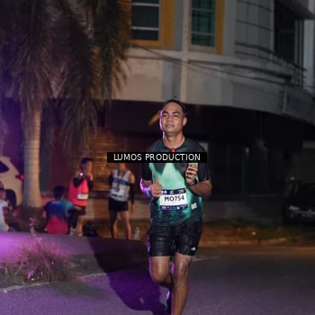 Runner Photo 7978670