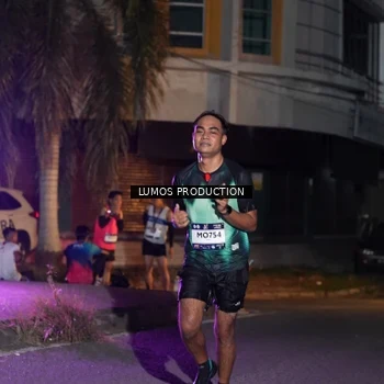 Runner Photo 7978674