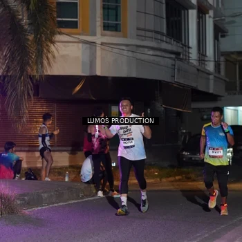 Runner Photo 7978751