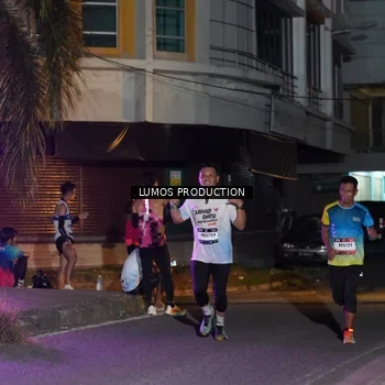 Runner Photo 7978752