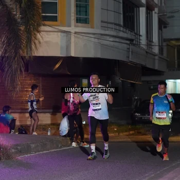 Runner Photo 7978755