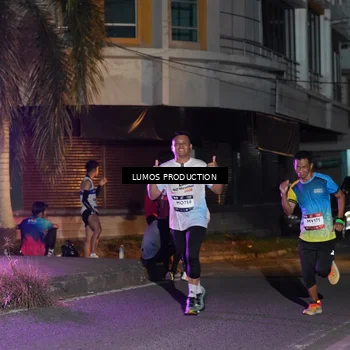 Runner Photo 7978765
