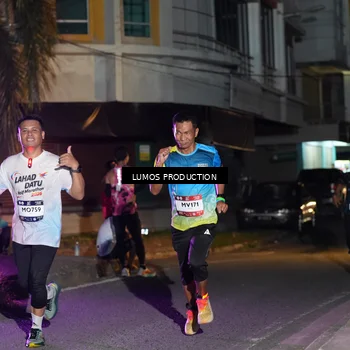 Runner Photo 7978772