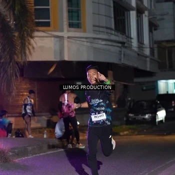 Runner Photo 7978817