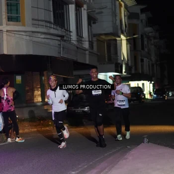 Runner Photo 7978841