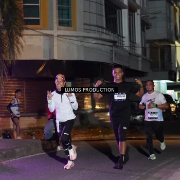 Runner Photo 7978862
