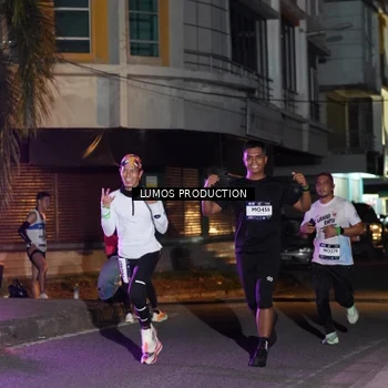 Runner Photo 7978865