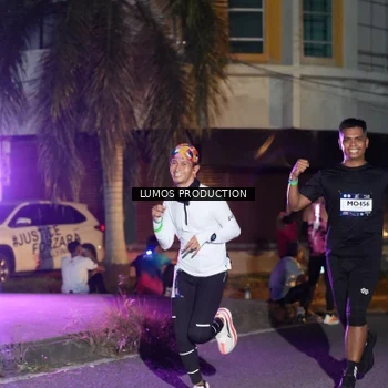 Runner Photo 7978868