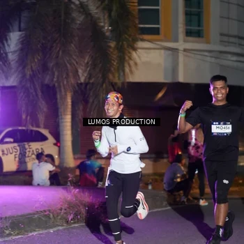 Runner Photo 7978869