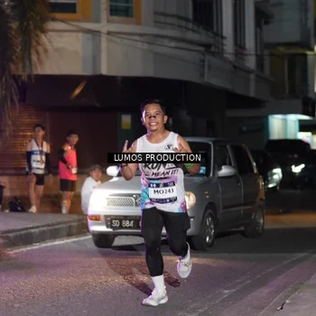 Runner Photo 7979022