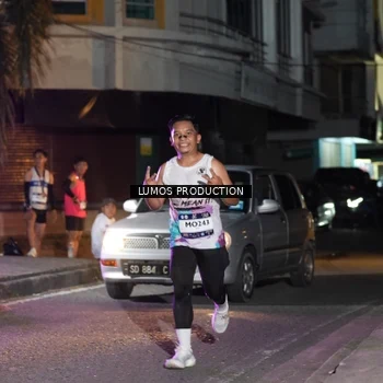 Runner Photo 7979023