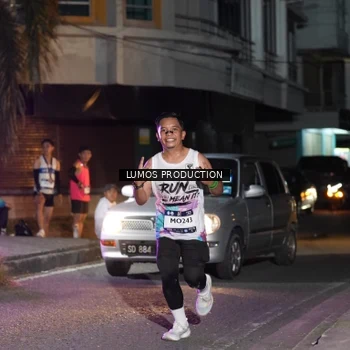 Runner Photo 7979025