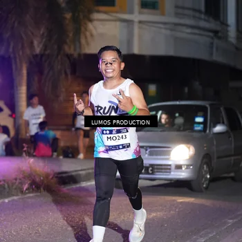 Runner Photo 7979039
