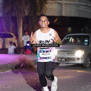 Runner Photo 7979048