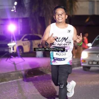 Runner Photo 7979053