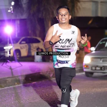 Runner Photo 7979055