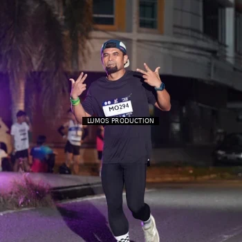 Runner Photo 7979095