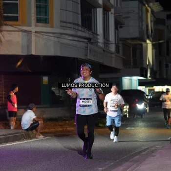 Runner Photo 7979099
