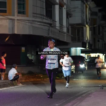 Runner Photo 7979103