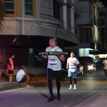 Runner Photo 7979105