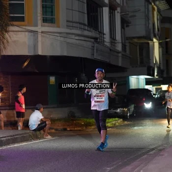 Runner Photo 7979158