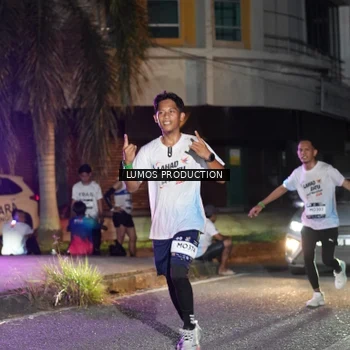 Runner Photo 7979221