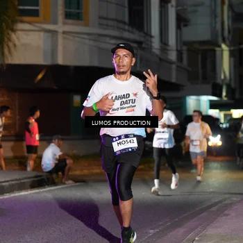 Runner Photo 7979289