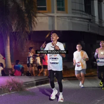 Runner Photo 7979299