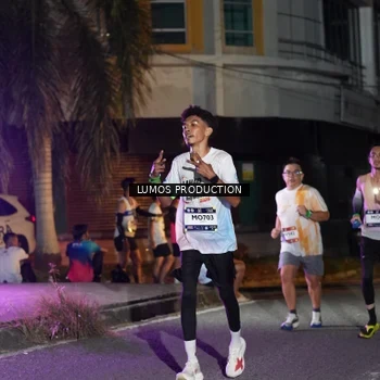 Runner Photo 7979303