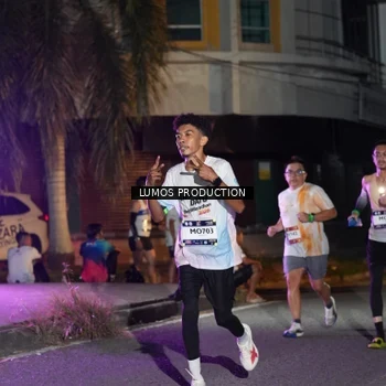 Runner Photo 7979305
