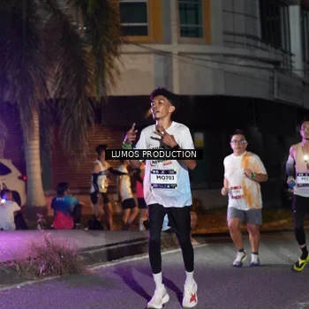 Runner Photo 7979306