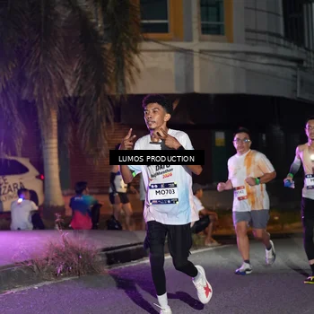 Runner Photo 7979308