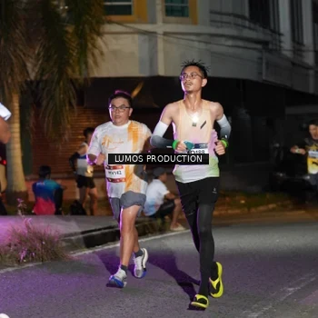 Runner Photo 7979321