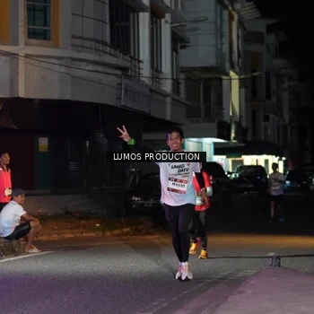 Runner Photo 7979413