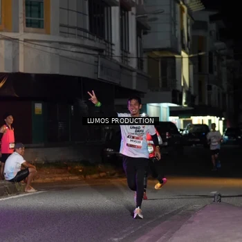 Runner Photo 7979414