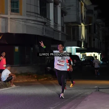 Runner Photo 7979416